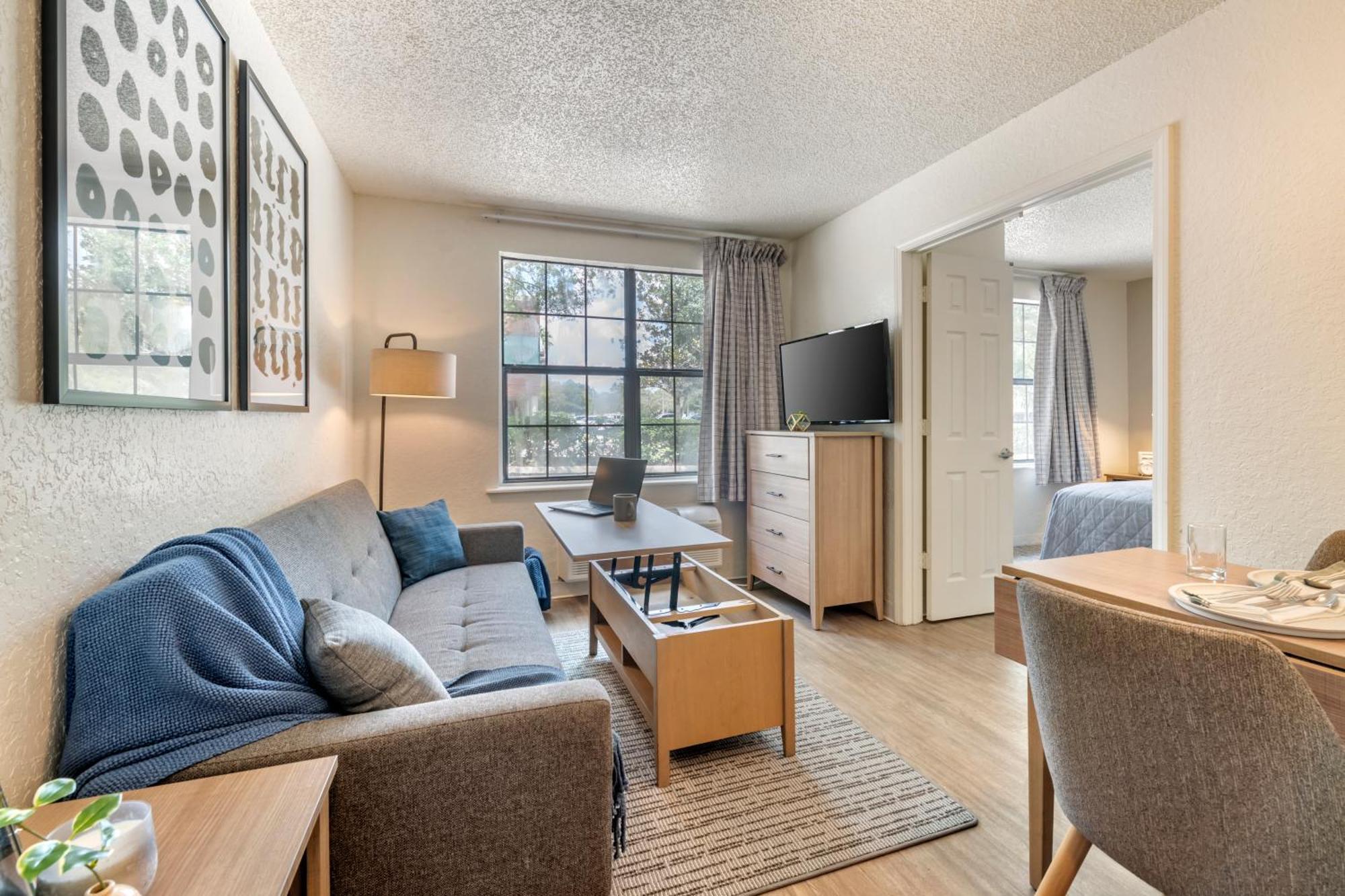 Intown Suites Extended Stay Select Orlando Fl - Ucf Alafaya エクステリア 写真